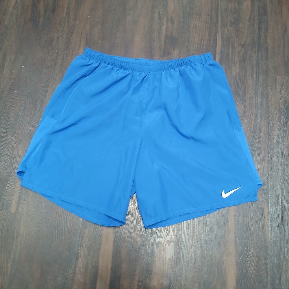 Nike Men's Athletic Shorts in Vibrant Blue